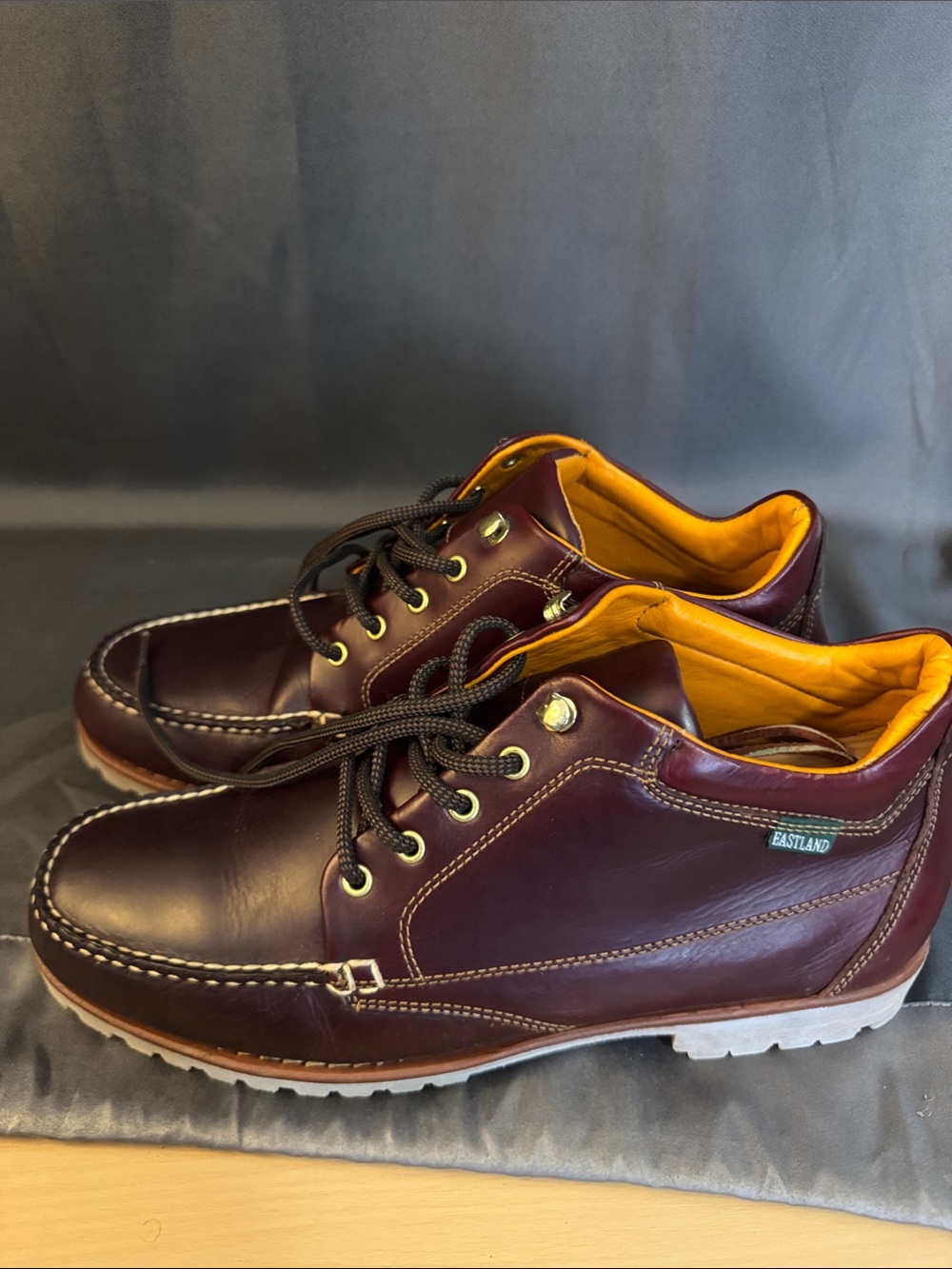 Eastland Men’s Burgundy Leather Brooklyn Ankle Boots.
